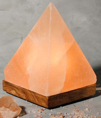 Saltkristallampa Pyramid